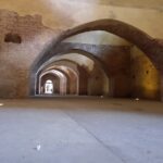 Durchgang von Rocca Vecchia zu Torre d'ingresso "Portone"